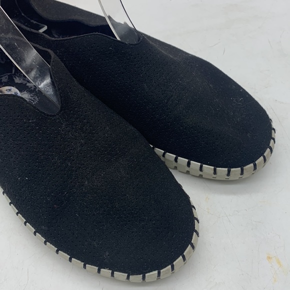 Skechers Black Sneakers with memory foam footbed Size 6.5 SKT4559B - Picture 3 of 8